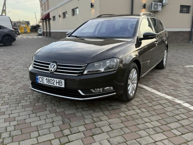 Коричневый Фольксваген Пассат Вариант, объемом двигателя 2 л и пробегом 337 тыс. км за 11000 $, фото 2 на Automoto.ua