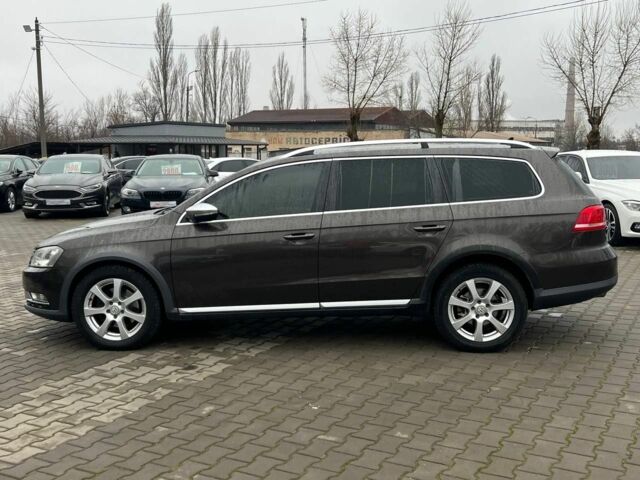 Коричневый Фольксваген Пассат Вариант, объемом двигателя 2 л и пробегом 397 тыс. км за 12500 $, фото 3 на Automoto.ua