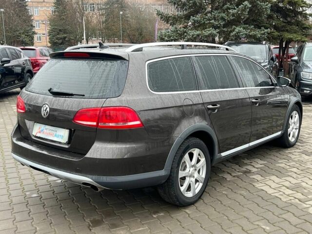 Коричневый Фольксваген Пассат Вариант, объемом двигателя 2 л и пробегом 397 тыс. км за 12500 $, фото 6 на Automoto.ua