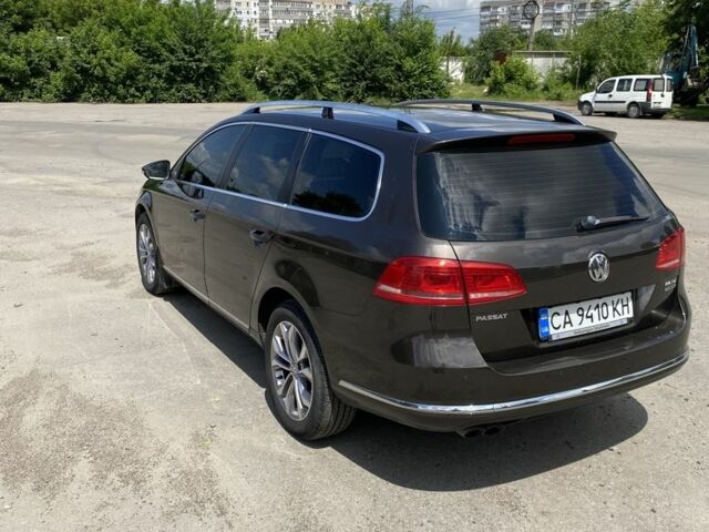 Коричневий Фольксваген Пассат Варіант, об'ємом двигуна 2 л та пробігом 227 тис. км за 10400 $, фото 2 на Automoto.ua