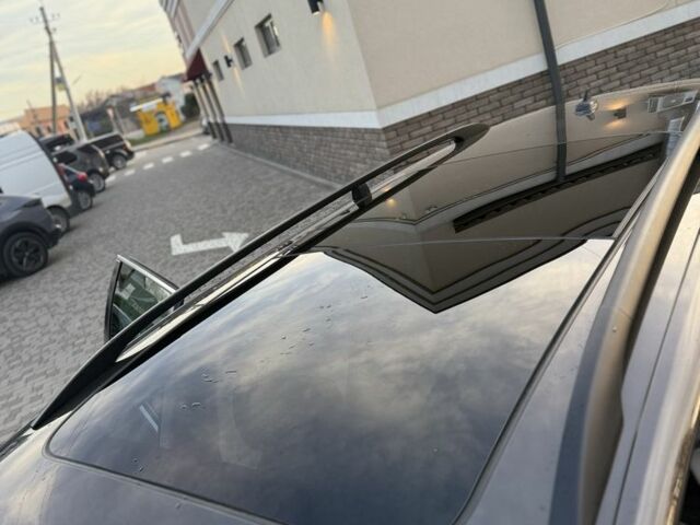 Коричневый Фольксваген Пассат Вариант, объемом двигателя 2 л и пробегом 337 тыс. км за 11000 $, фото 4 на Automoto.ua