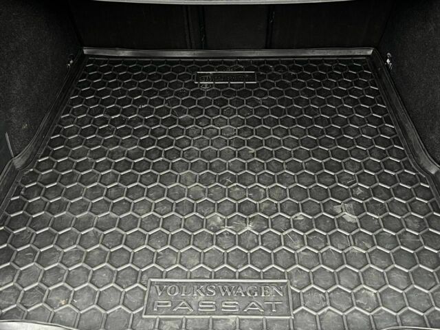 Коричневый Фольксваген Пассат Вариант, объемом двигателя 2 л и пробегом 397 тыс. км за 12500 $, фото 22 на Automoto.ua