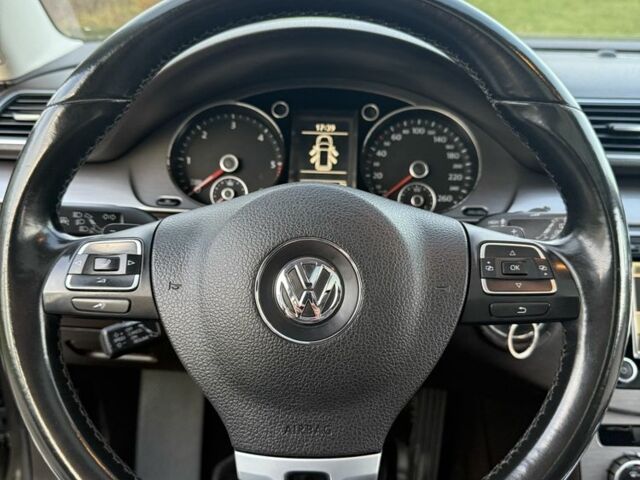 Коричневый Фольксваген Пассат Вариант, объемом двигателя 2 л и пробегом 337 тыс. км за 11000 $, фото 8 на Automoto.ua