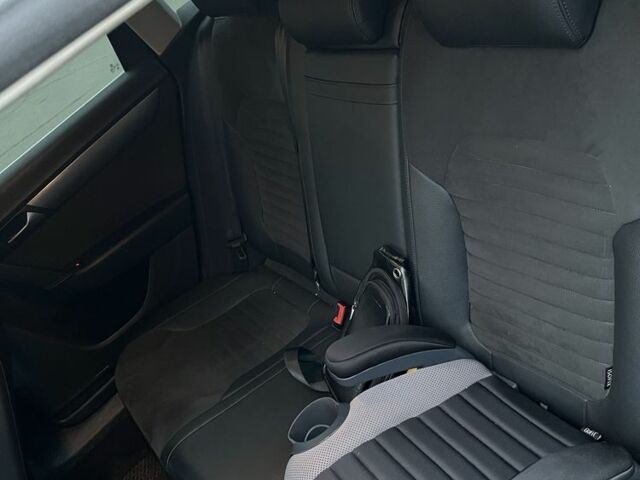 Коричневый Фольксваген Пассат Вариант, объемом двигателя 1.6 л и пробегом 200 тыс. км за 10000 $, фото 13 на Automoto.ua