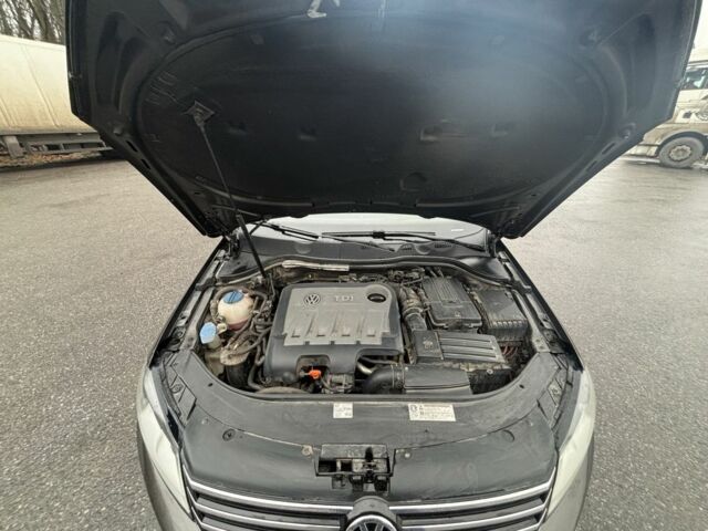 Коричневий Фольксваген Пассат Варіант, об'ємом двигуна 2 л та пробігом 280 тис. км за 10600 $, фото 13 на Automoto.ua