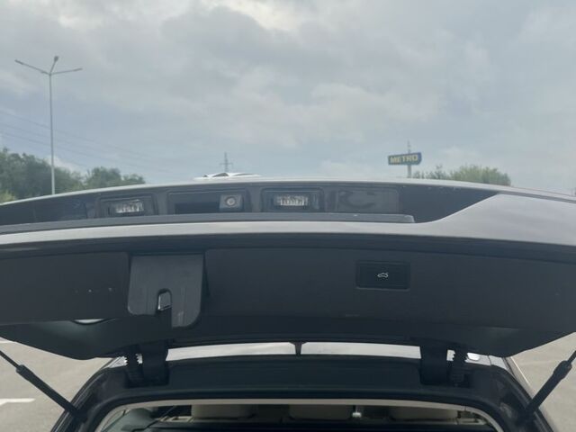 Коричневий Фольксваген Пассат Варіант, об'ємом двигуна 1.6 л та пробігом 320 тис. км за 10100 $, фото 3 на Automoto.ua