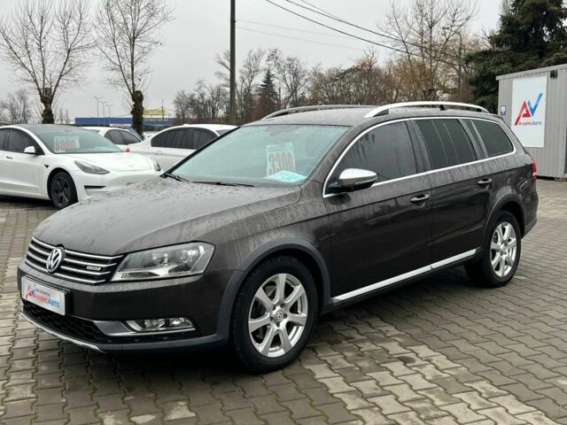 Коричневый Фольксваген Пассат Вариант, объемом двигателя 2 л и пробегом 397 тыс. км за 12500 $, фото 2 на Automoto.ua