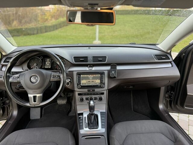 Коричневый Фольксваген Пассат Вариант, объемом двигателя 2 л и пробегом 337 тыс. км за 11000 $, фото 7 на Automoto.ua