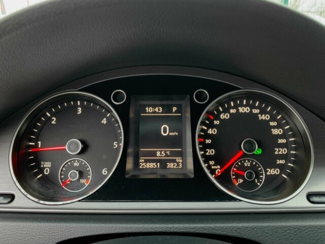 Коричневый Фольксваген Пассат Вариант, объемом двигателя 2 л и пробегом 258 тыс. км за 10955 $, фото 18 на Automoto.ua