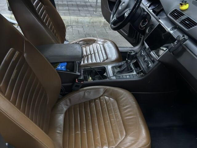 Коричневый Фольксваген Пассат Вариант, объемом двигателя 2 л и пробегом 272 тыс. км за 12000 $, фото 20 на Automoto.ua