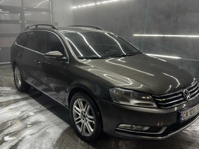 Коричневый Фольксваген Пассат Вариант, объемом двигателя 2 л и пробегом 272 тыс. км за 12000 $, фото 1 на Automoto.ua