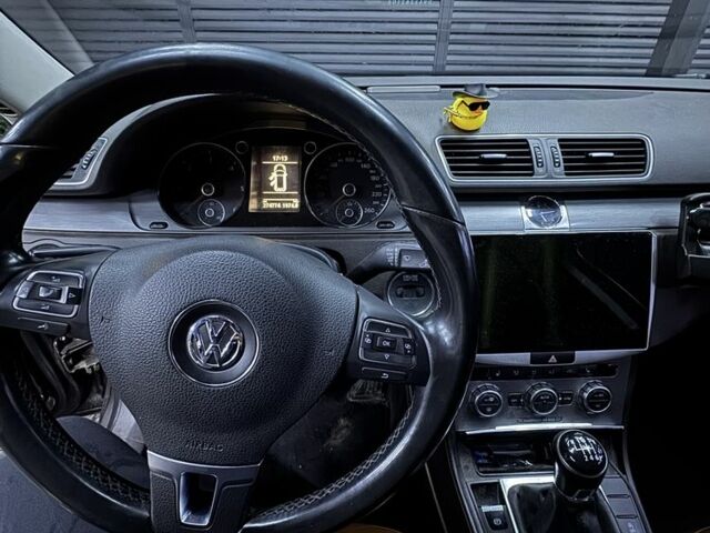 Коричневый Фольксваген Пассат Вариант, объемом двигателя 2 л и пробегом 272 тыс. км за 12000 $, фото 8 на Automoto.ua