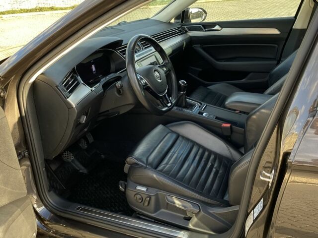 Фольксваген Пассат Вариант 2015 в Черновцах на Automoto.ua Коричневый Фольксваген Пассат Вариант, объемом двигателя 2 л и пробегом 265 тыс. км за 13750 $, фото 18 на Automoto.ua