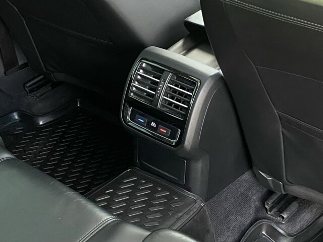 Фольксваген Пассат Вариант 2015 в Черновцах на Automoto.ua Коричневый Фольксваген Пассат Вариант, объемом двигателя 2 л и пробегом 265 тыс. км за 13750 $, фото 13 на Automoto.ua