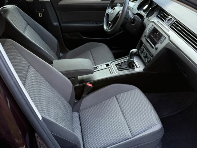 Коричневий Фольксваген Пассат Варіант, об'ємом двигуна 2 л та пробігом 197 тис. км за 17999 $, фото 4 на Automoto.ua