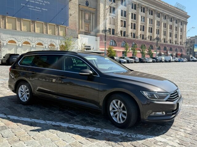 Коричневый Фольксваген Пассат Вариант, объемом двигателя 2 л и пробегом 230 тыс. км за 17900 $, фото 2 на Automoto.ua