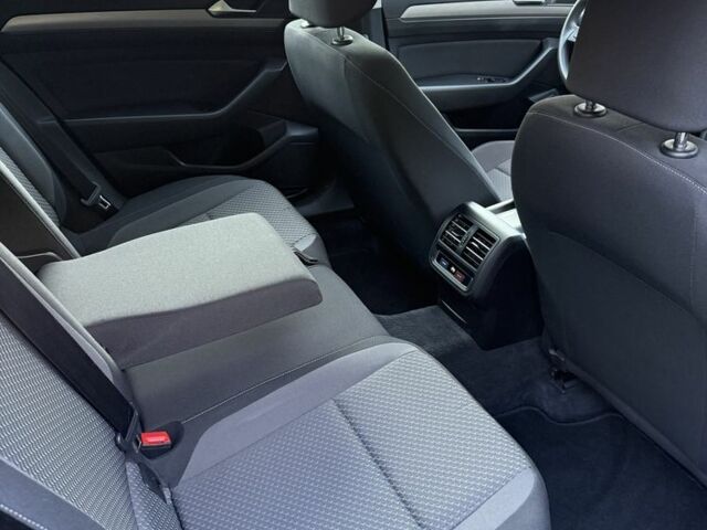 Коричневий Фольксваген Пассат Варіант, об'ємом двигуна 2 л та пробігом 197 тис. км за 17999 $, фото 6 на Automoto.ua