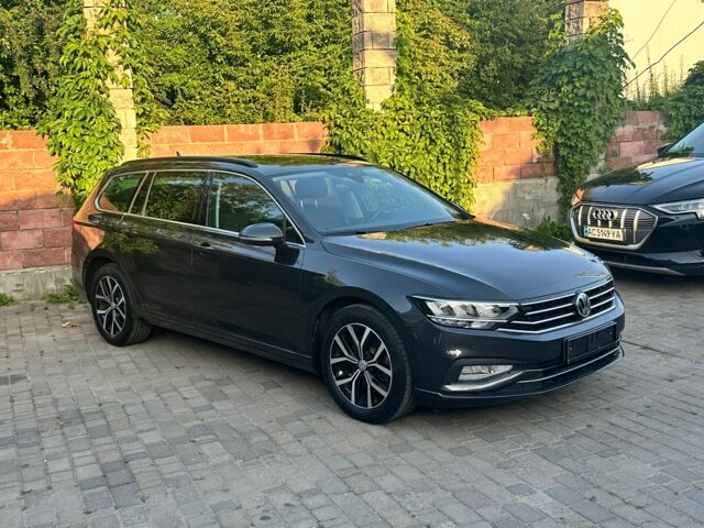 Коричневый Фольксваген Пассат Вариант, объемом двигателя 2 л и пробегом 188 тыс. км за 22000 $, фото 3 на Automoto.ua