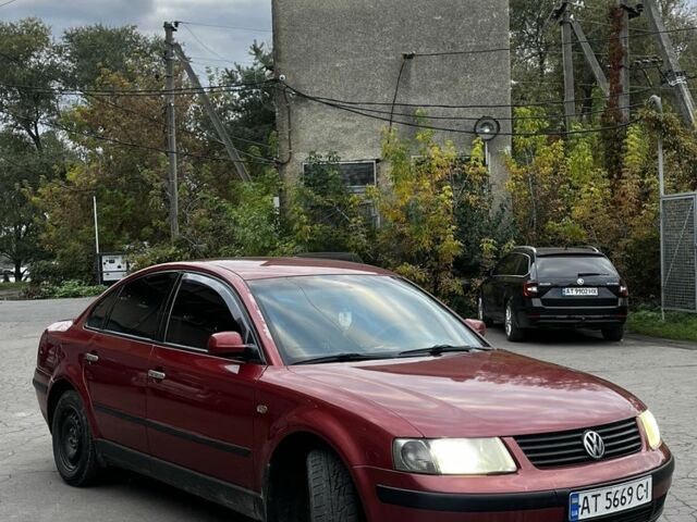 Фольксваген Пассат Вариант 1999 в Коломые на Automoto.ua Красный Фольксваген Пассат Вариант, объемом двигателя 1.6 л и пробегом 380 тыс. км за 2899 $, фото 1 на Automoto.ua