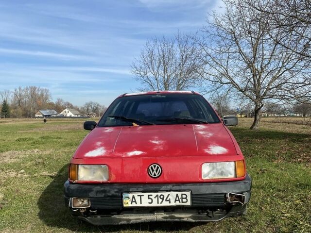 Красный Фольксваген Пассат Вариант, объемом двигателя 1.6 л и пробегом 1 тыс. км за 949 $, фото 3 на Automoto.ua