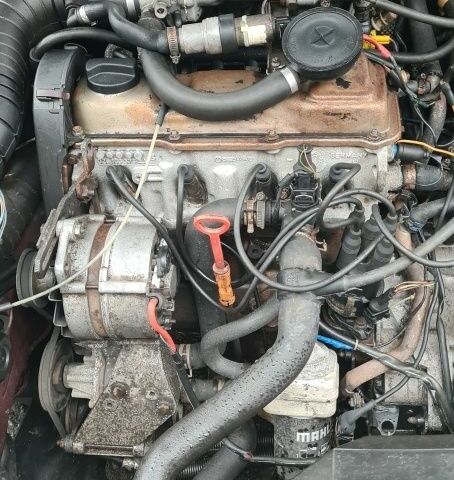 Красный Фольксваген Пассат Вариант, объемом двигателя 0 л и пробегом 350 тыс. км за 1500 $, фото 3 на Automoto.ua