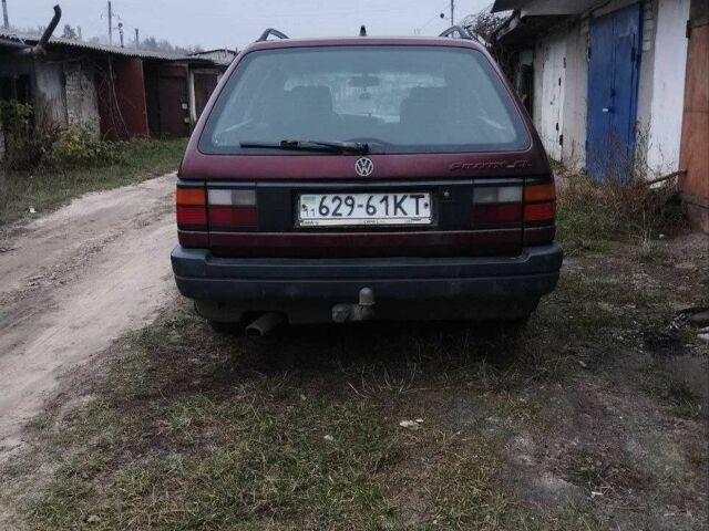 Красный Фольксваген Пассат Вариант, объемом двигателя 2 л и пробегом 565 тыс. км за 1906 $, фото 3 на Automoto.ua