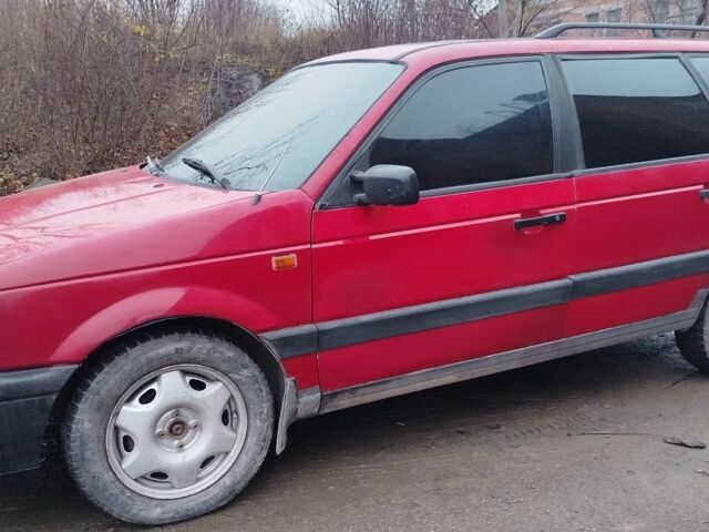 Красный Фольксваген Пассат Вариант, объемом двигателя 2 л и пробегом 380 тыс. км за 1700 $, фото 5 на Automoto.ua