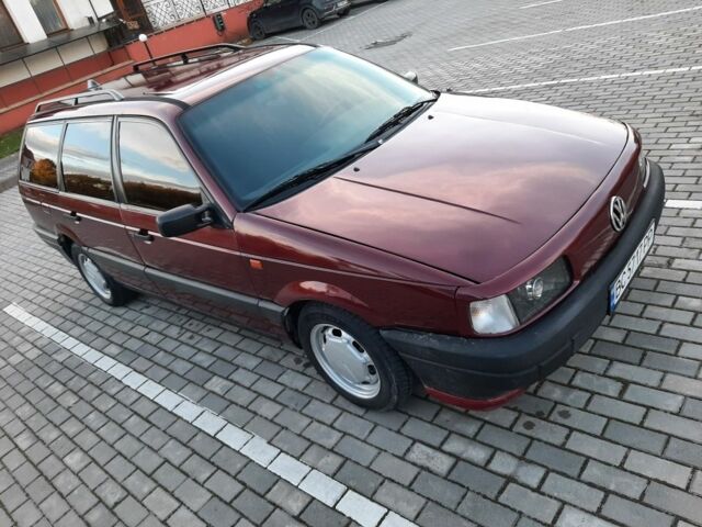 Фольксваген Пассат Вариант 1992 в Львове на Automoto.ua Красный Фольксваген Пассат Вариант, объемом двигателя 1.8 л и пробегом 38 тыс. км за 2600 $, фото 3 на Automoto.ua