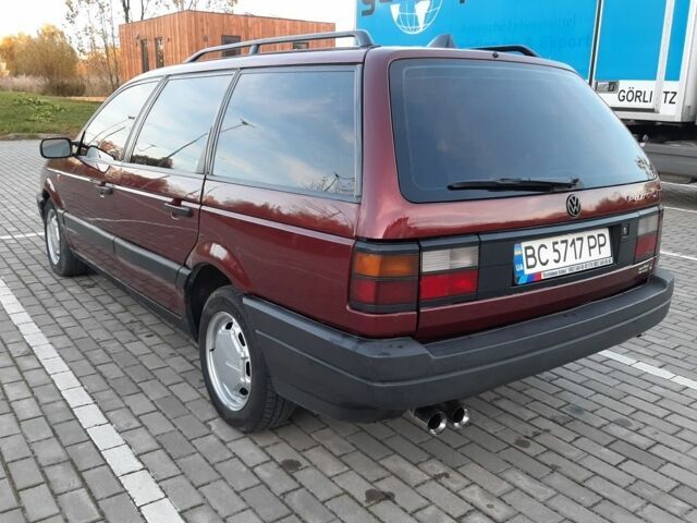 Фольксваген Пассат Вариант 1992 в Львове на Automoto.ua Красный Фольксваген Пассат Вариант, объемом двигателя 1.8 л и пробегом 38 тыс. км за 2600 $, фото 8 на Automoto.ua