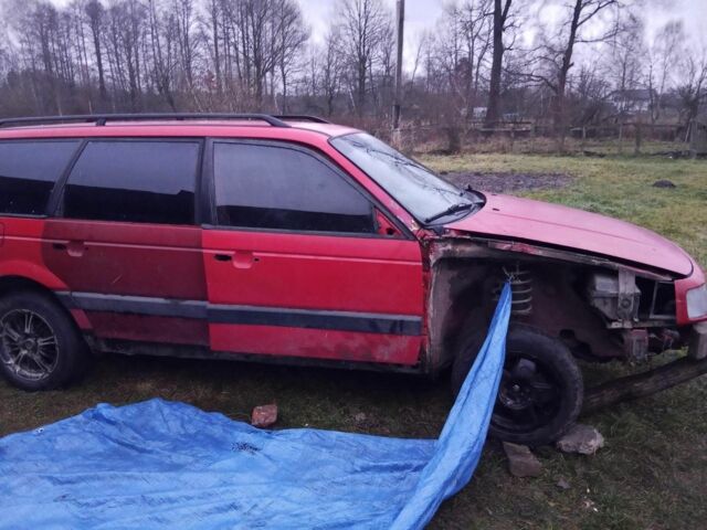 Червоний Фольксваген Пассат Варіант, об'ємом двигуна 1.9 л та пробігом 1000 тис. км за 800 $, фото 4 на Automoto.ua