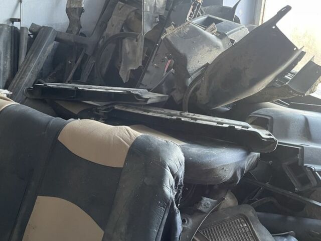 Красный Фольксваген Пассат Вариант, объемом двигателя 0 л и пробегом 300 тыс. км за 650 $, фото 10 на Automoto.ua