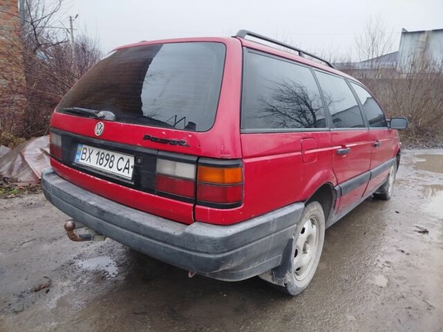 Красный Фольксваген Пассат Вариант, объемом двигателя 2 л и пробегом 380 тыс. км за 1700 $, фото 4 на Automoto.ua