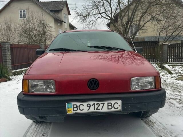 Красный Фольксваген Пассат Вариант, объемом двигателя 1.9 л и пробегом 250 тыс. км за 1700 $, фото 1 на Automoto.ua