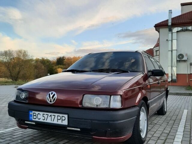 Фольксваген Пассат Вариант 1992 в Львове на Automoto.ua Красный Фольксваген Пассат Вариант, объемом двигателя 1.8 л и пробегом 38 тыс. км за 2600 $, фото 1 на Automoto.ua