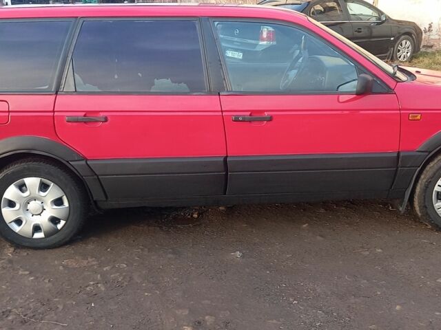 Червоний Фольксваген Пассат Варіант, об'ємом двигуна 1.8 л та пробігом 350 тис. км за 1200 $, фото 5 на Automoto.ua