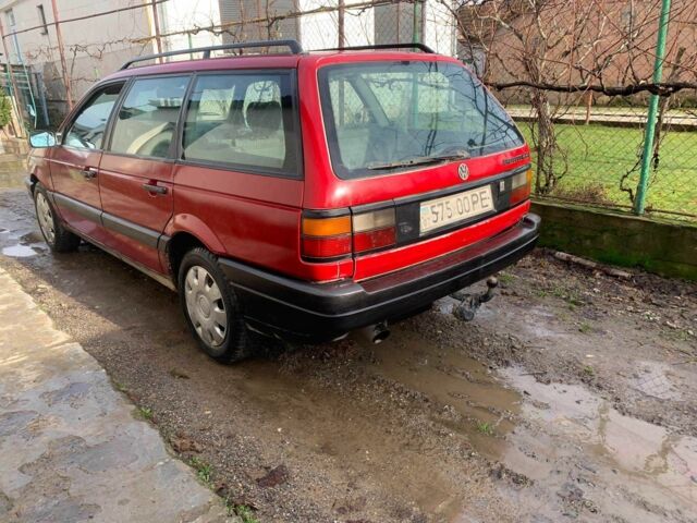 Фольксваген Пассат Вариант 1993 в Береговом на Automoto.ua Красный Фольксваген Пассат Вариант, объемом двигателя 1.9 л и пробегом 550 тыс. км за 1700 $, фото 5 на Automoto.ua