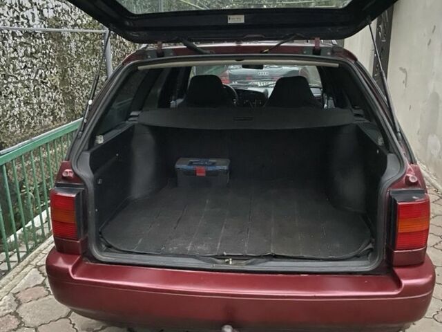 Красный Фольксваген Пассат Вариант, объемом двигателя 2 л и пробегом 10 тыс. км за 2500 $, фото 11 на Automoto.ua