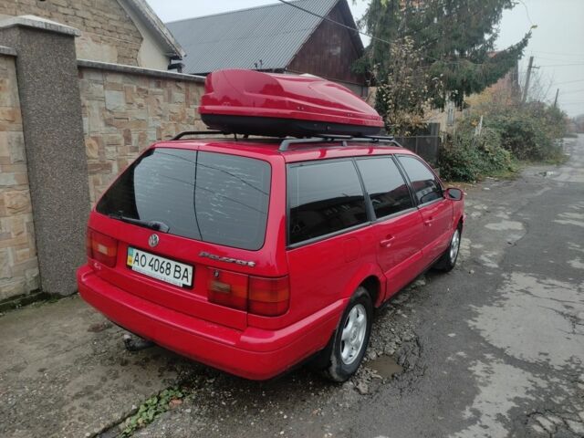 Червоний Фольксваген Пассат Варіант, об'ємом двигуна 1.8 л та пробігом 20 тис. км за 2900 $, фото 2 на Automoto.ua