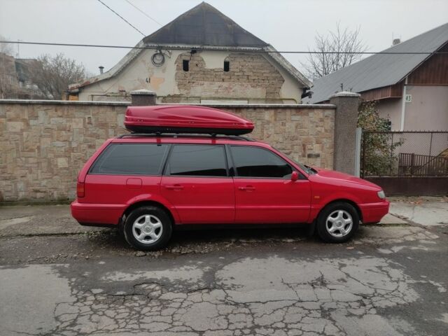 Червоний Фольксваген Пассат Варіант, об'ємом двигуна 1.8 л та пробігом 20 тис. км за 2900 $, фото 3 на Automoto.ua