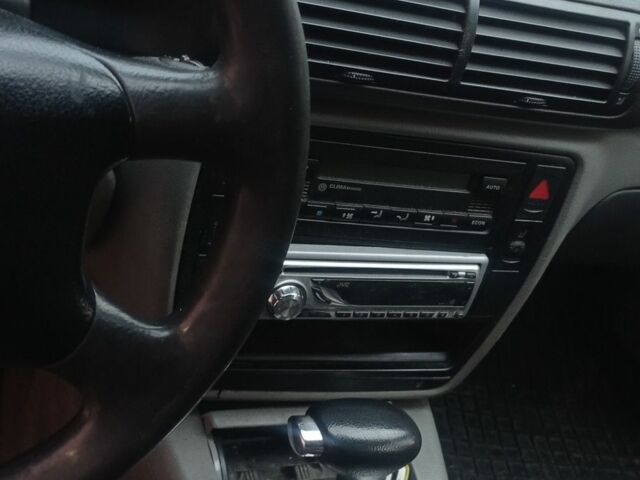 Фольксваген Пассат Варіант 1998 у Стрые на Automoto.ua Червоний Фольксваген Пассат Варіант, об'ємом двигуна 1.9 л та пробігом 560 тис. км за 1990 $, фото 6 на Automoto.ua