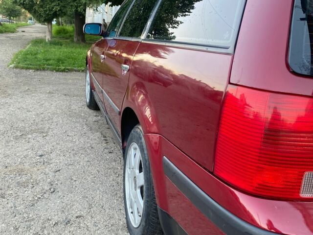 Красный Фольксваген Пассат Вариант, объемом двигателя 1.9 л и пробегом 430 тыс. км за 3299 $, фото 4 на Automoto.ua