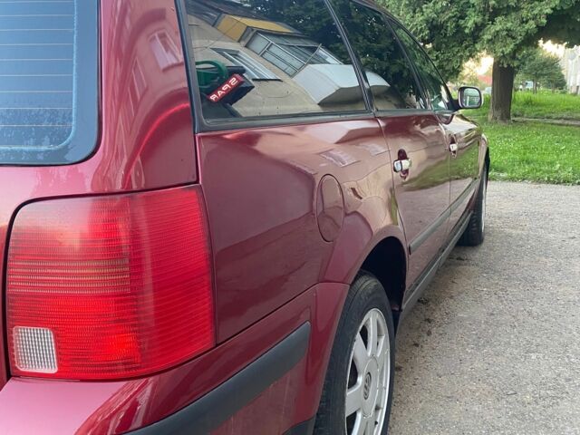 Красный Фольксваген Пассат Вариант, объемом двигателя 1.9 л и пробегом 430 тыс. км за 3299 $, фото 8 на Automoto.ua