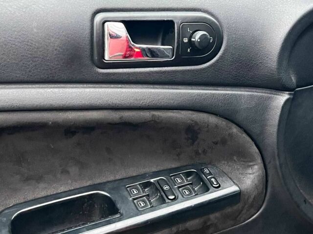 Фольксваген Пассат Вариант 2000 в Львове на Automoto.ua Красный Фольксваген Пассат Вариант, объемом двигателя 1.9 л и пробегом 450 тыс. км за 4290 $, фото 14 на Automoto.ua