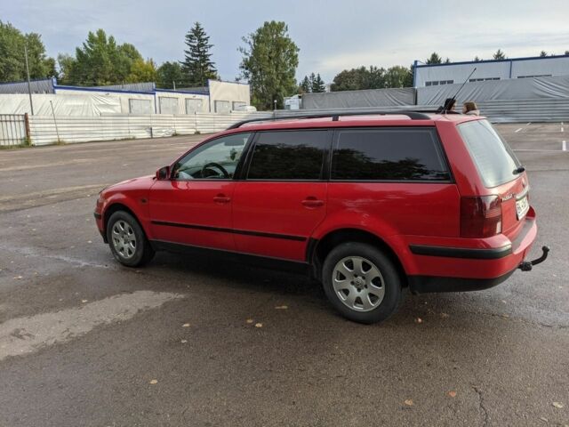 Фольксваген Пассат Вариант 2000 в Ровно на Automoto.ua Красный Фольксваген Пассат Вариант, объемом двигателя 1.9 л и пробегом 400 тыс. км за 3800 $, фото 1 на Automoto.ua