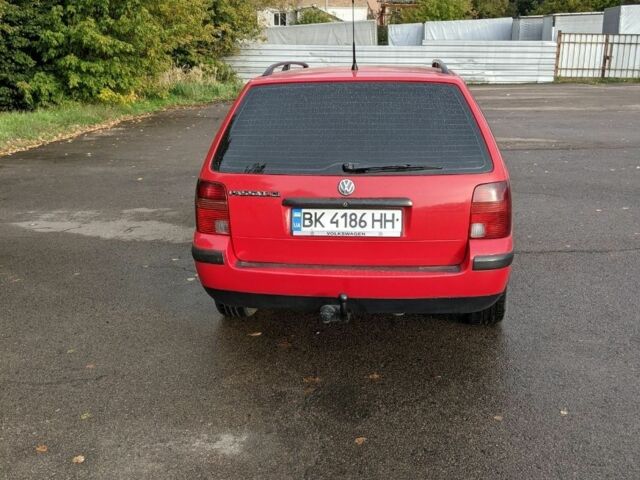 Фольксваген Пассат Вариант 2000 в Ровно на Automoto.ua Красный Фольксваген Пассат Вариант, объемом двигателя 1.9 л и пробегом 400 тыс. км за 3800 $, фото 8 на Automoto.ua