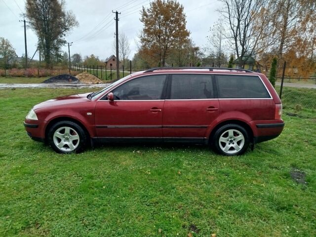 Фольксваген Пассат Вариант 2003 в Ковель на Automoto.ua Красный Фольксваген Пассат Вариант, объемом двигателя 1.9 л и пробегом 350 тыс. км за 3700 $, фото 3 на Automoto.ua