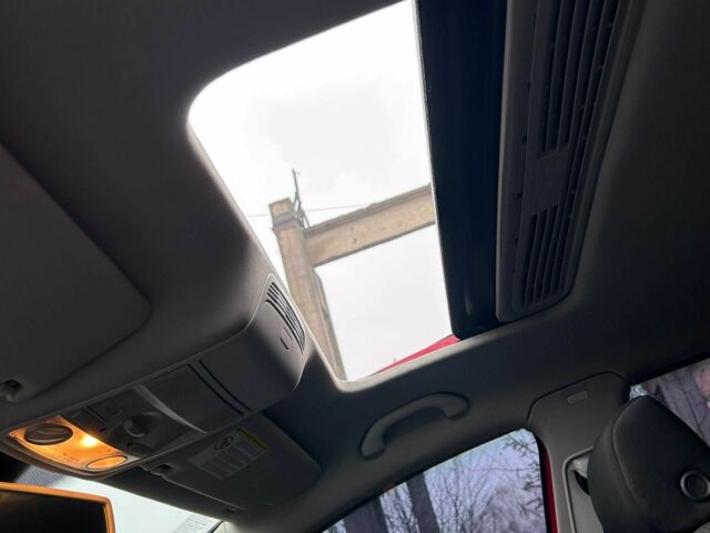 Красный Фольксваген Пассат Вариант, объемом двигателя 1.6 л и пробегом 242 тыс. км за 4500 $, фото 19 на Automoto.ua