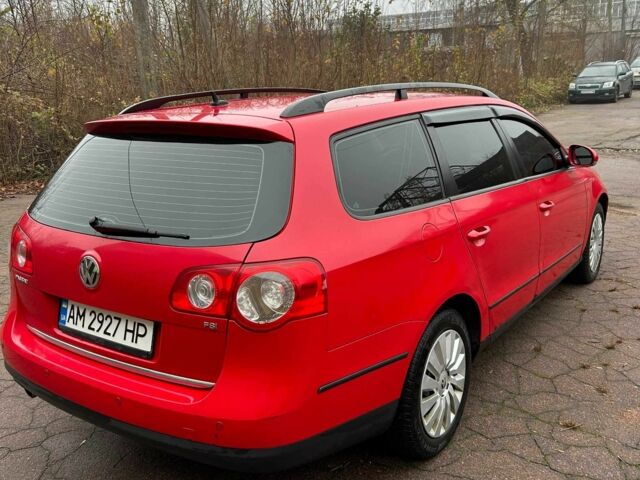 Красный Фольксваген Пассат Вариант, объемом двигателя 1.6 л и пробегом 242 тыс. км за 4500 $, фото 4 на Automoto.ua