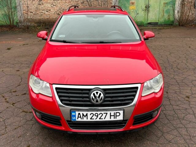 Красный Фольксваген Пассат Вариант, объемом двигателя 1.6 л и пробегом 242 тыс. км за 4500 $, фото 7 на Automoto.ua