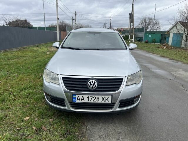 Красный Фольксваген Пассат Вариант, объемом двигателя 0 л и пробегом 400 тыс. км за 4400 $, фото 3 на Automoto.ua